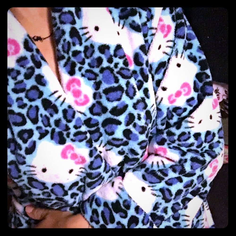 Hello Kitty robe